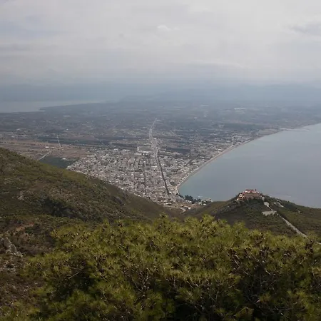 ανθέμιο Ξενοδοχείο με διαμερίσματα Λουτράκι
