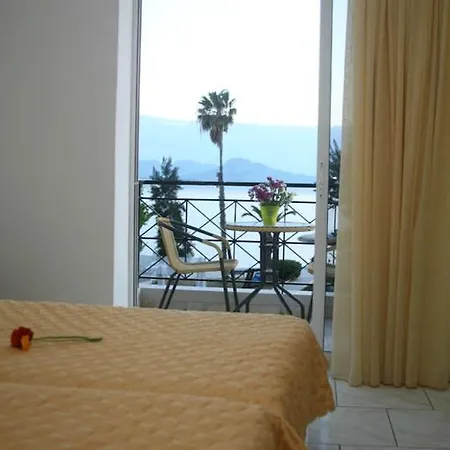 Anthemio 3* Loutraki (Corinthia)